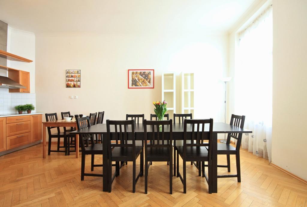 Quadrio Bedroom Prag
