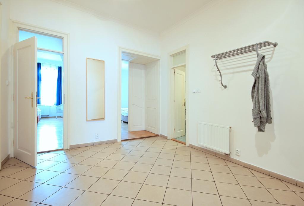 Quadrio Bedroom Prag