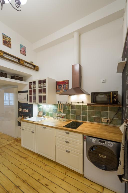 The Spot Apartment *