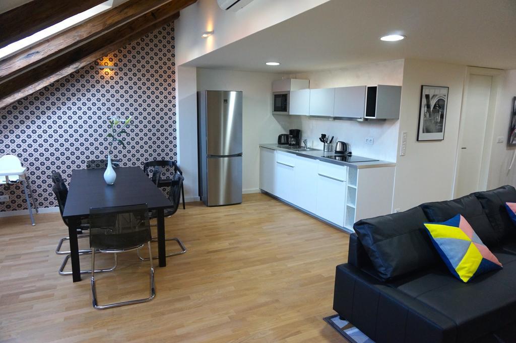 Hollareum Apartment