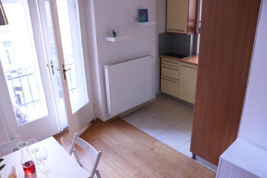 Lägenhet Charming Apt W Balcony Old Town