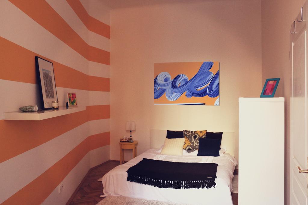 Charming Apt W Balcony Old Town Apartmán