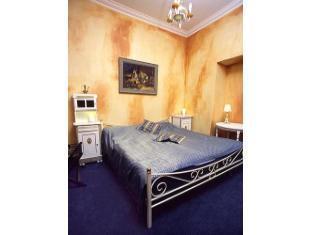 Bohemia Plaza Hotell 4*