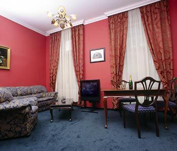 Bohemia Plaza Hotell 4*