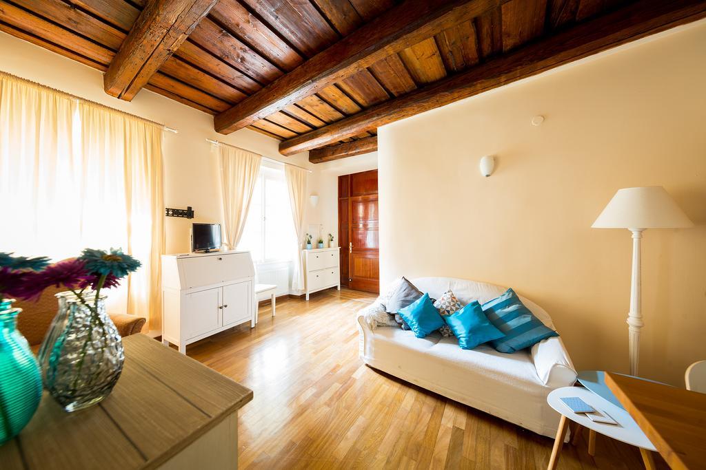 Apartment Boris' Apartments Old Town Square