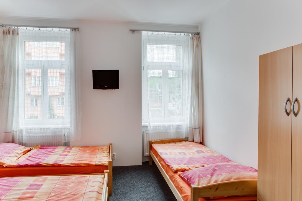 Hostel Holeckova *