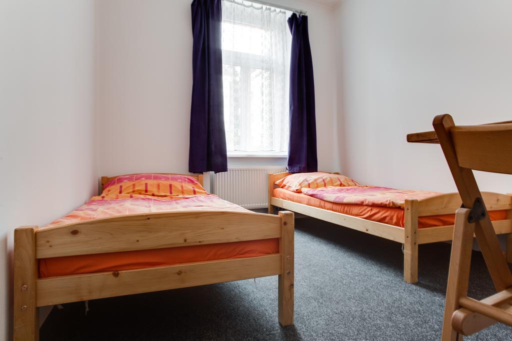 Hostel Holeckova Prag
