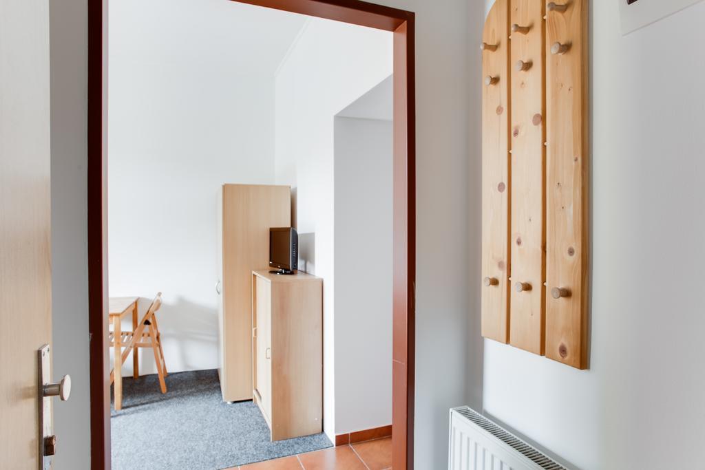Hostel Holeckova Prague
