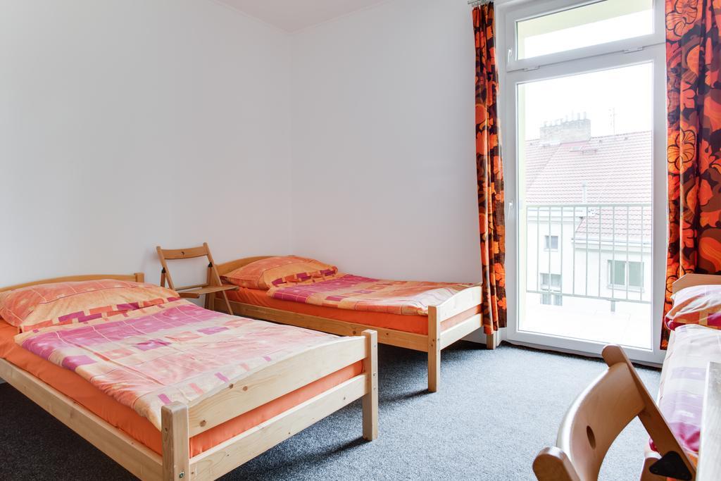 Hostel Holeckova *