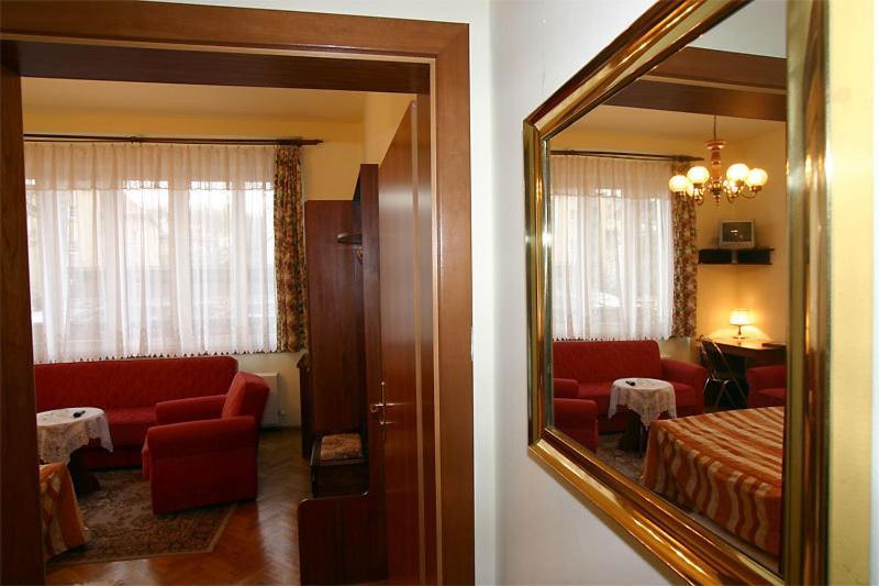 Hotel Pawlovnia 3*