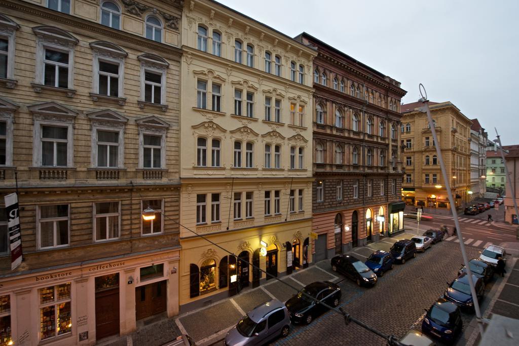Lägenhet Holec Prag