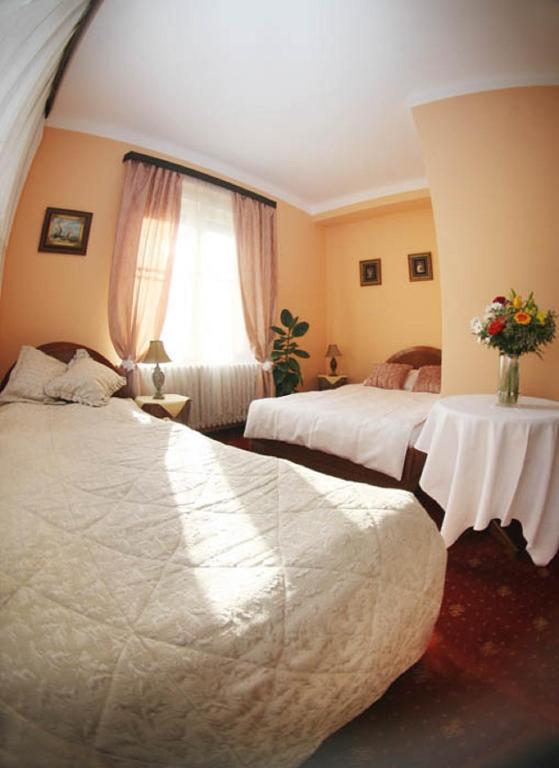 Anton 3* Prag