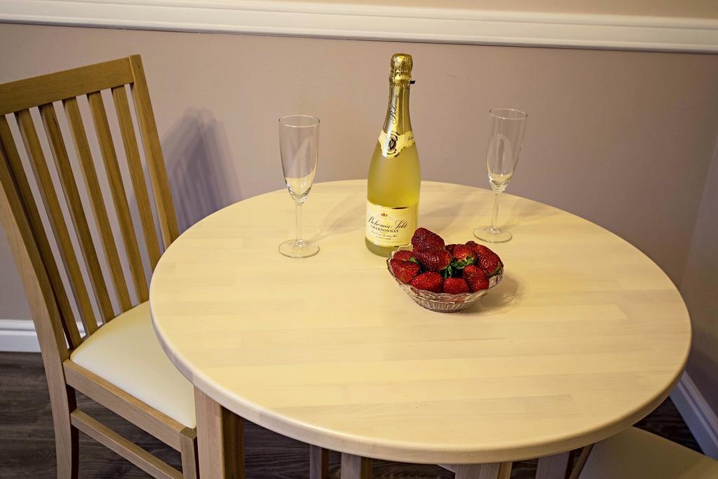 Champagne With Sauna Lägenhet *