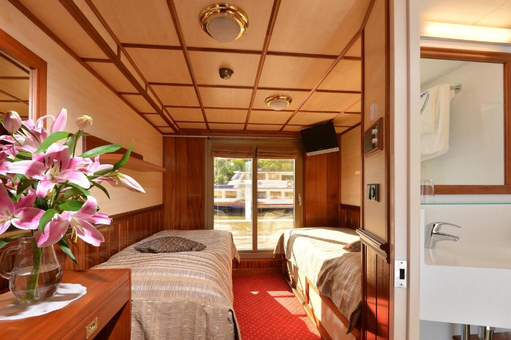 Båthotell Florentina Boat Prag