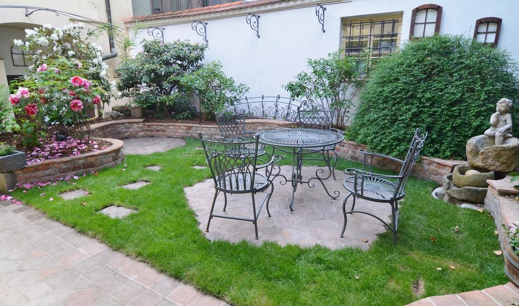 Apartment Golden Sheep Apartments Near Charles Bridge *