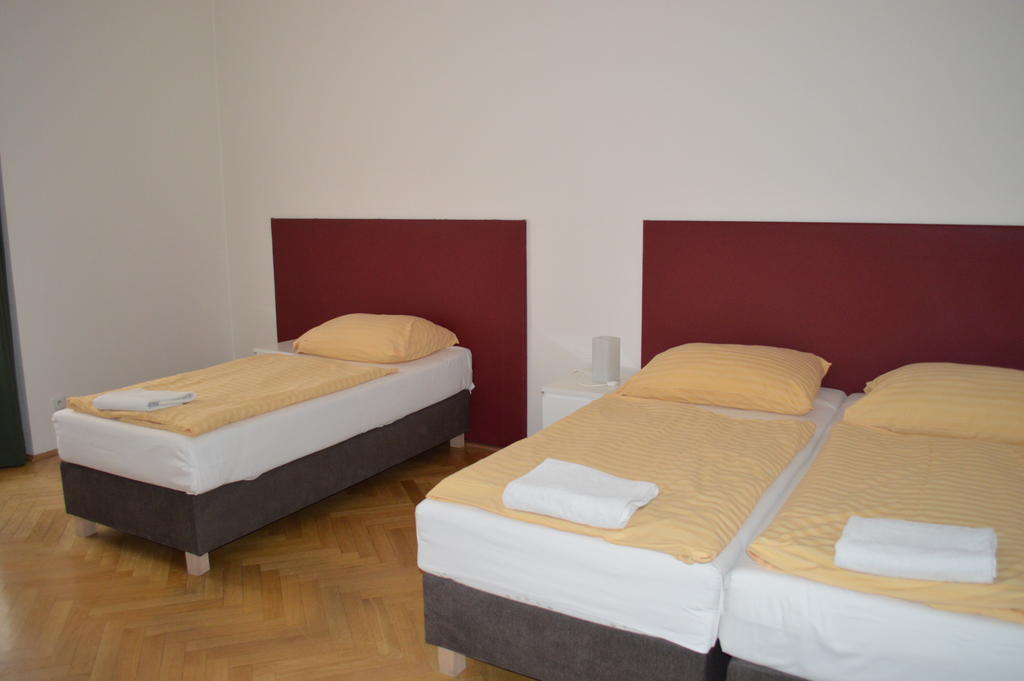 Leo Old Town Prag