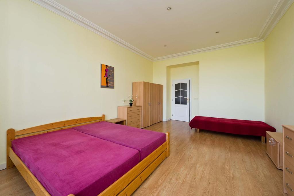Hotel Krasova Prague