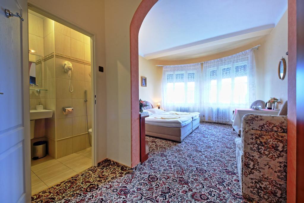 Hotell Anton 3*