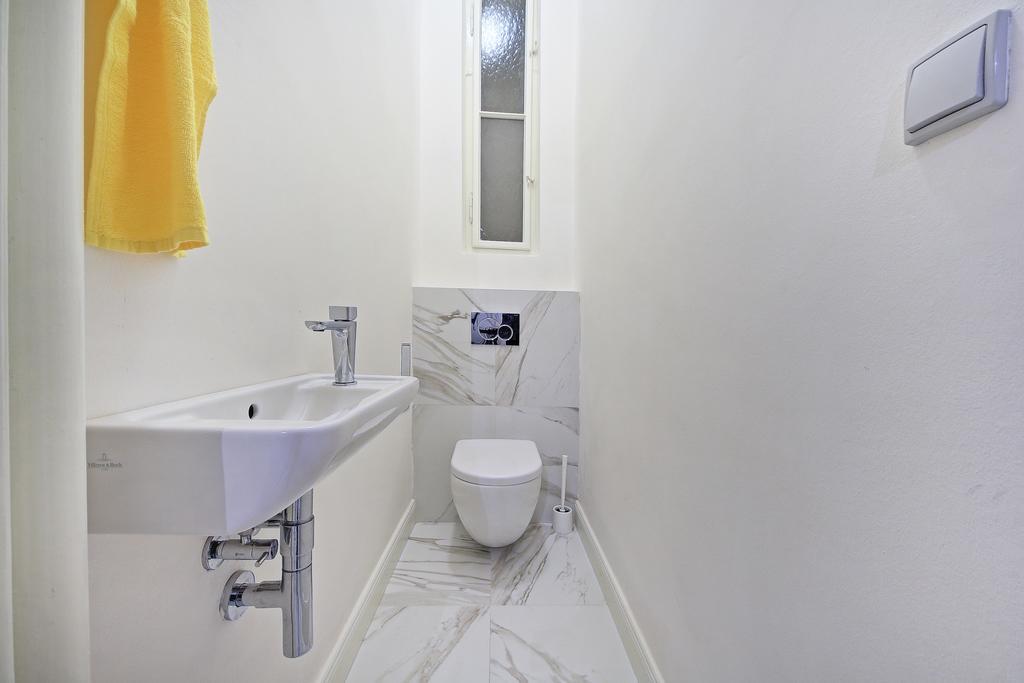 Apartment Italska One Prag