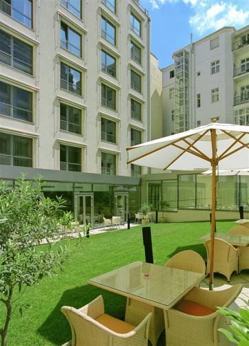 Hotel Josef 4*