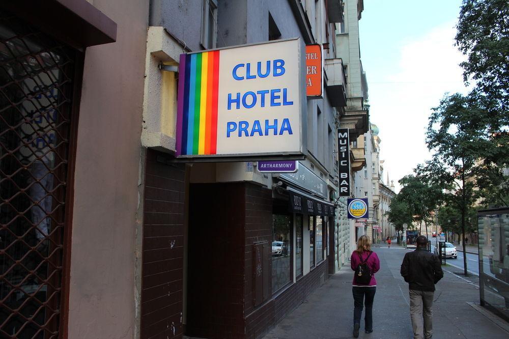 Hotel Club 3*