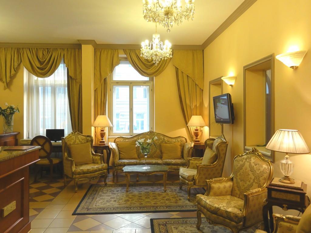Raffaello Hotel 4*