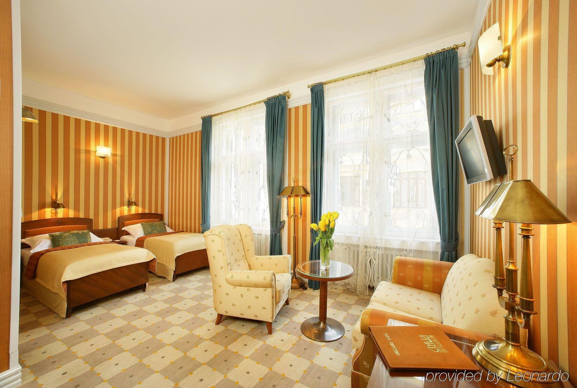 Paris 5*