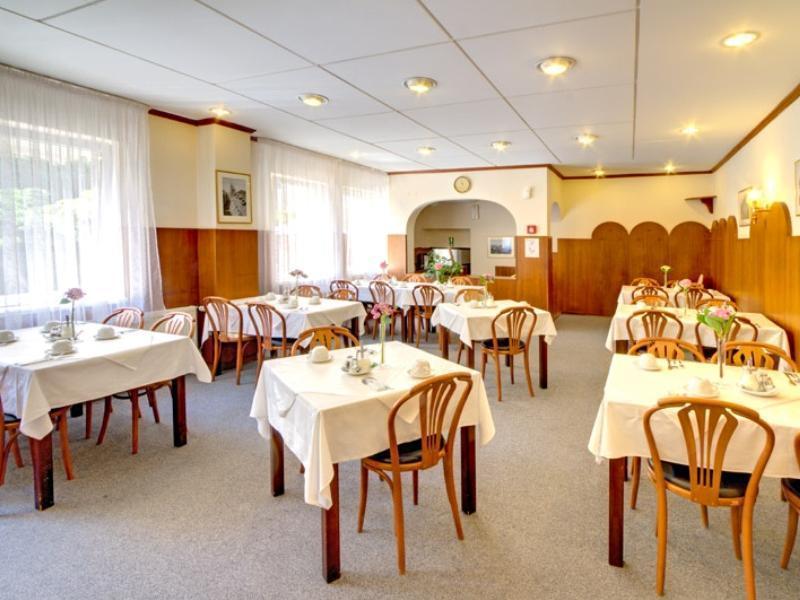 White Lion 4*