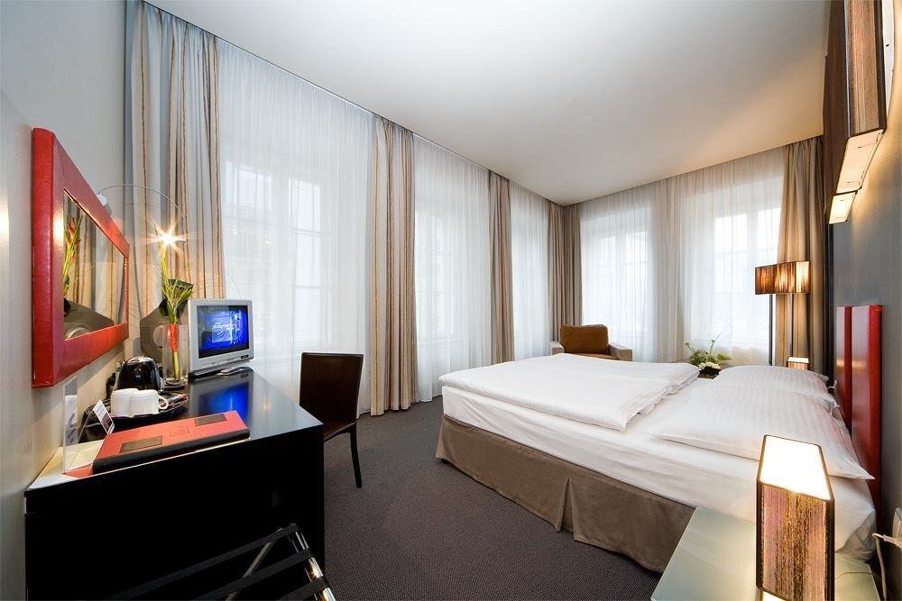 Prague Inn Hotel
