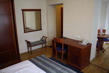 The Botanist Aparthotel 4*