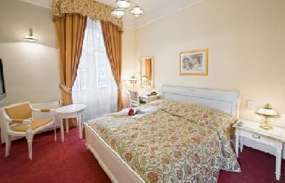 Alqush Downtown 4*