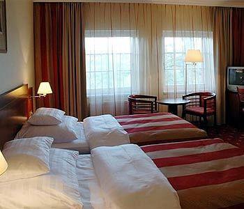 Hotel Villa Hotel 4*