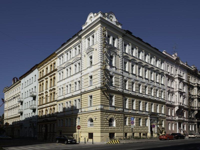 Hotel Amigo City Centre 4*