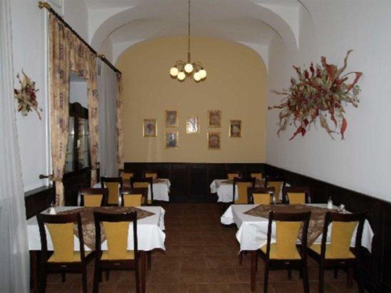 Hotel Petr 3*