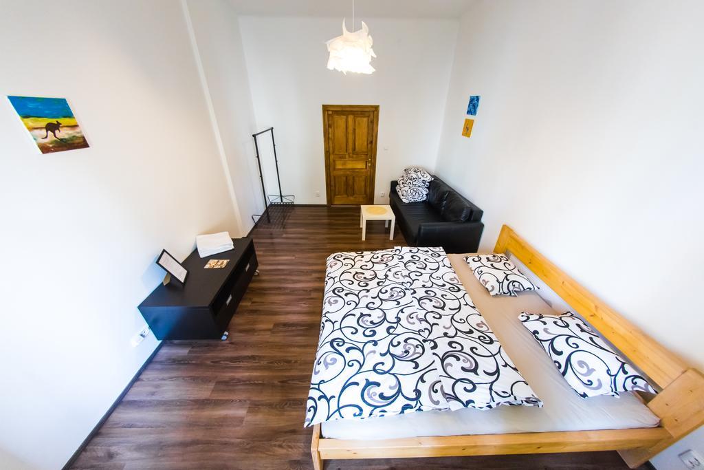 Apartment Freedom Rooms & Apartments *