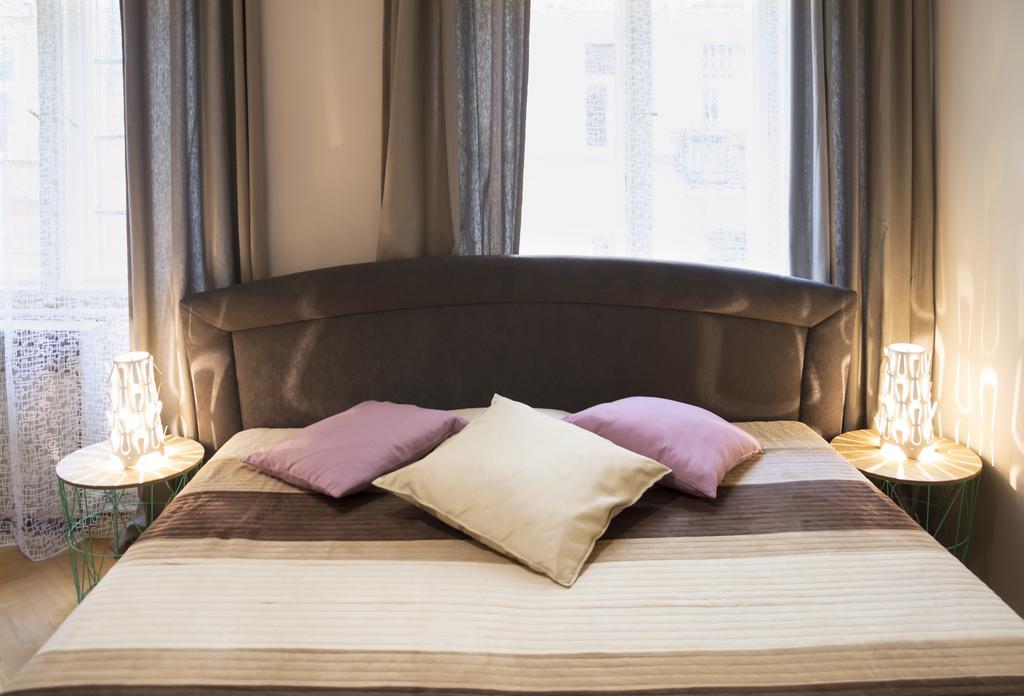 Modern Zlatnicka 8 * Prague