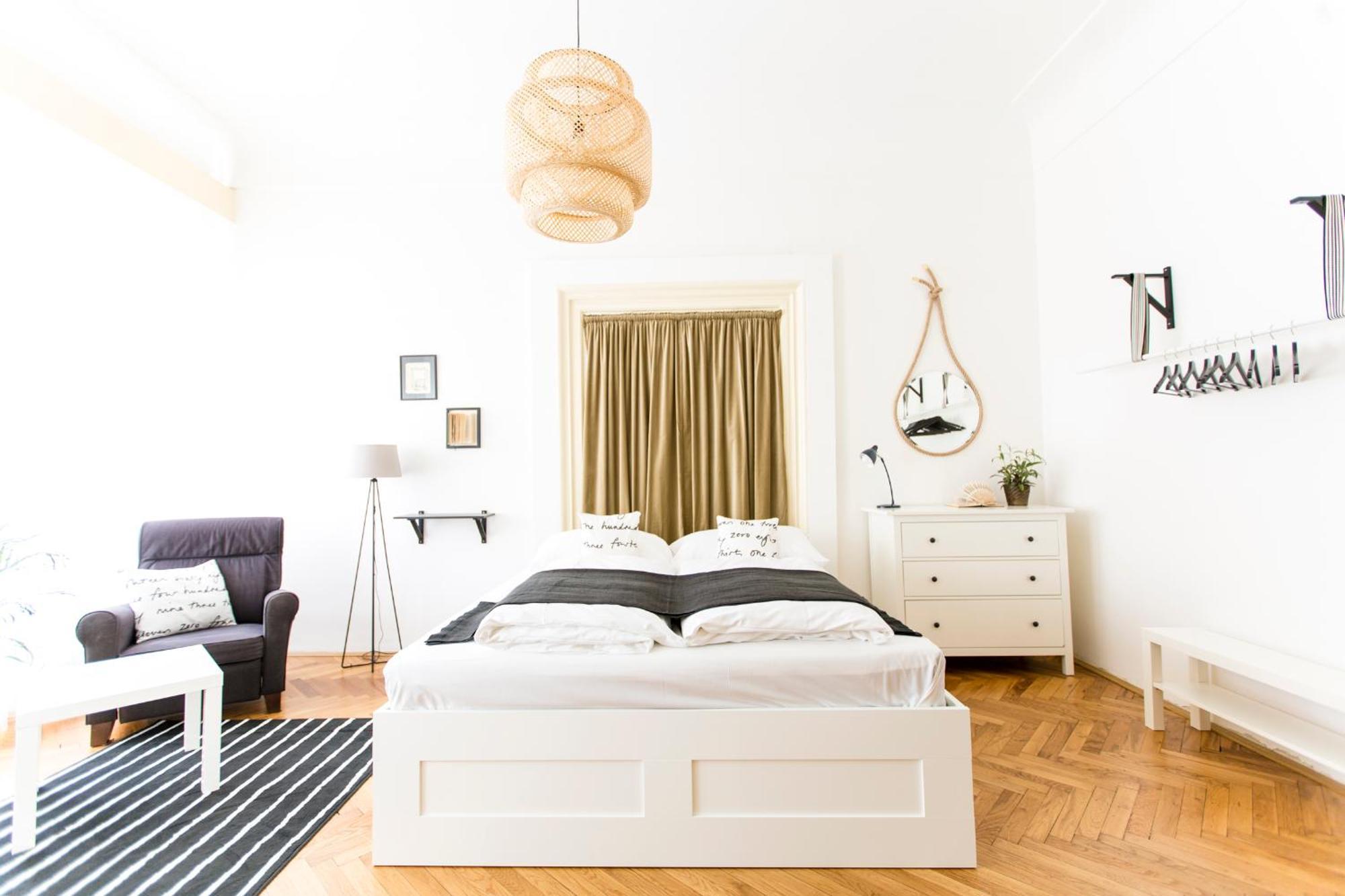 Apartment Friday Songs Prague