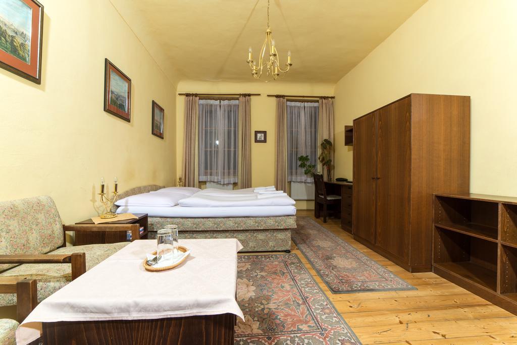 Dientzenhofer Pensionat 3*