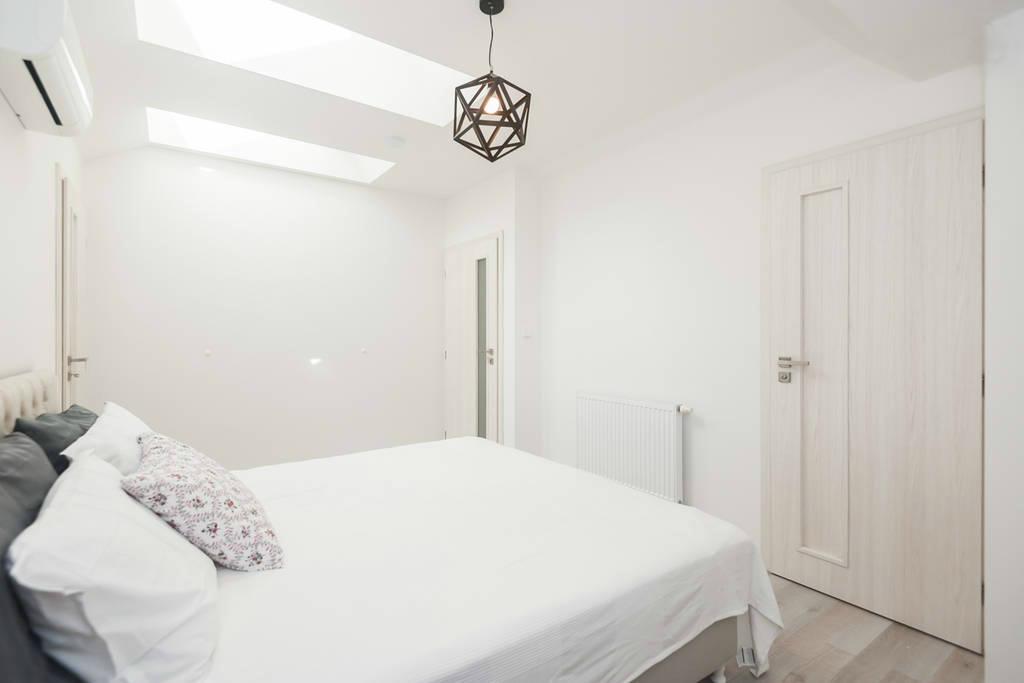 Kent Ridge Loft, Sokolska Lägenhet