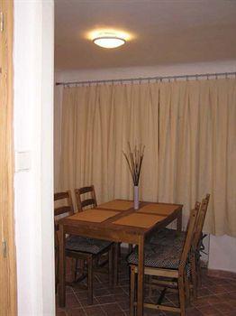 Apartments At The Golden Plough * Prague