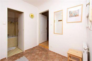Apartment Apartments At The Golden Plough Prague