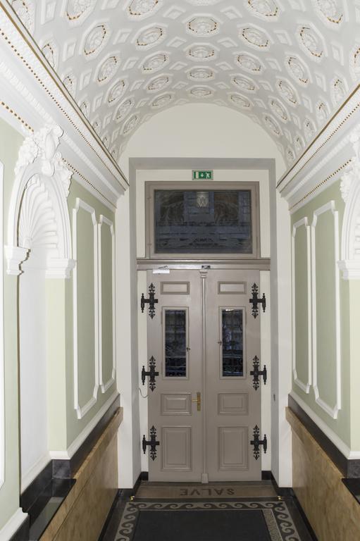 Apartmán Modern Všehrdova Praha