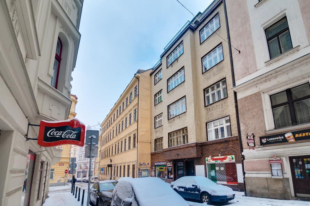 Skolska 14