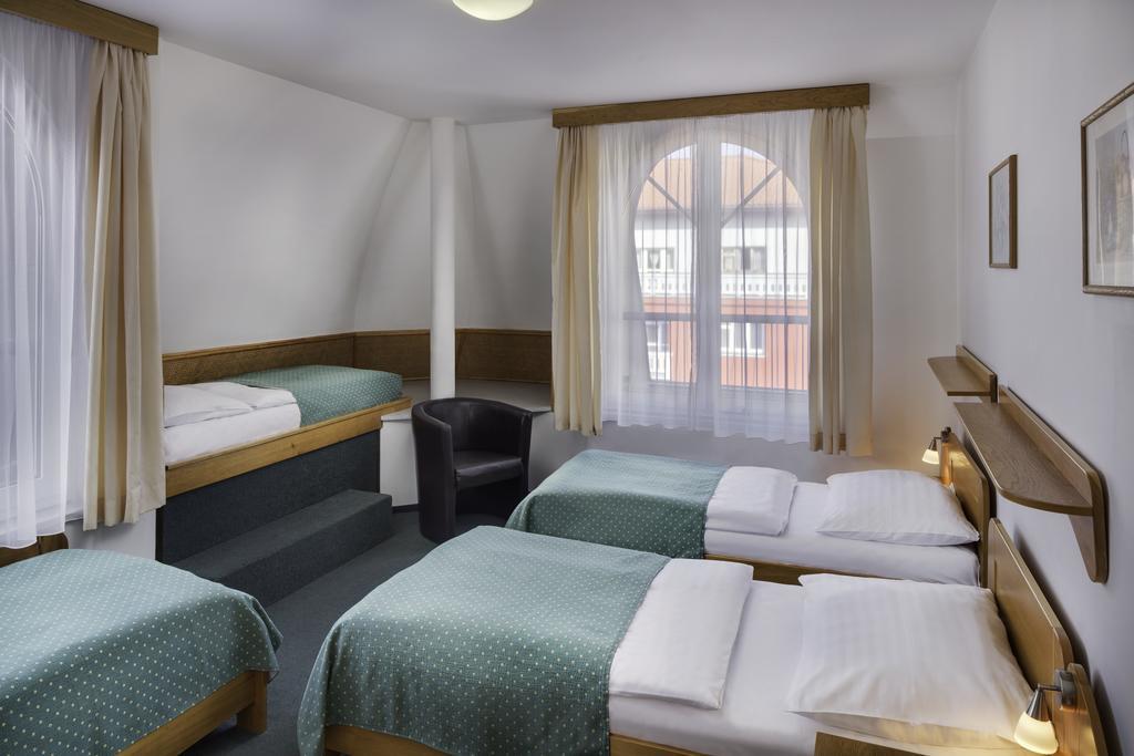 Otar Hotell