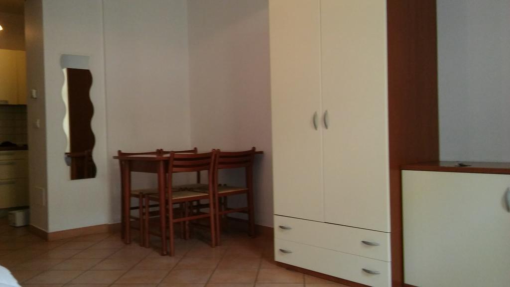 Plzenska 26 *