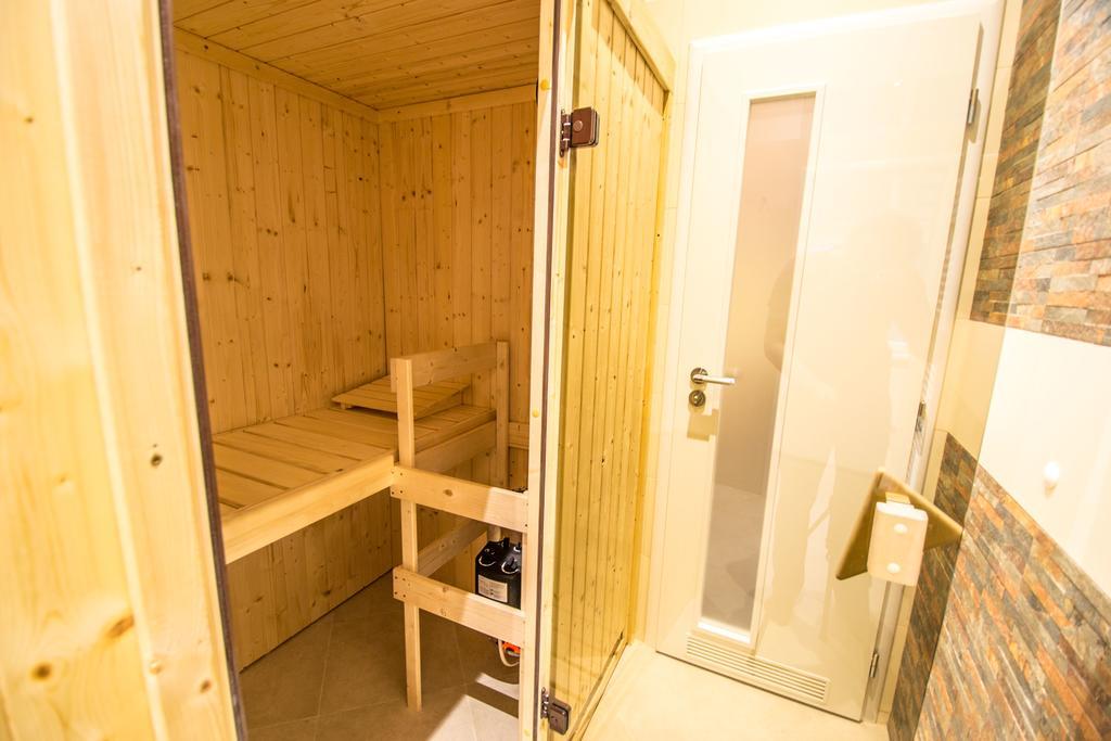 Apartment Ruterra With Sauna And Billiards Prag