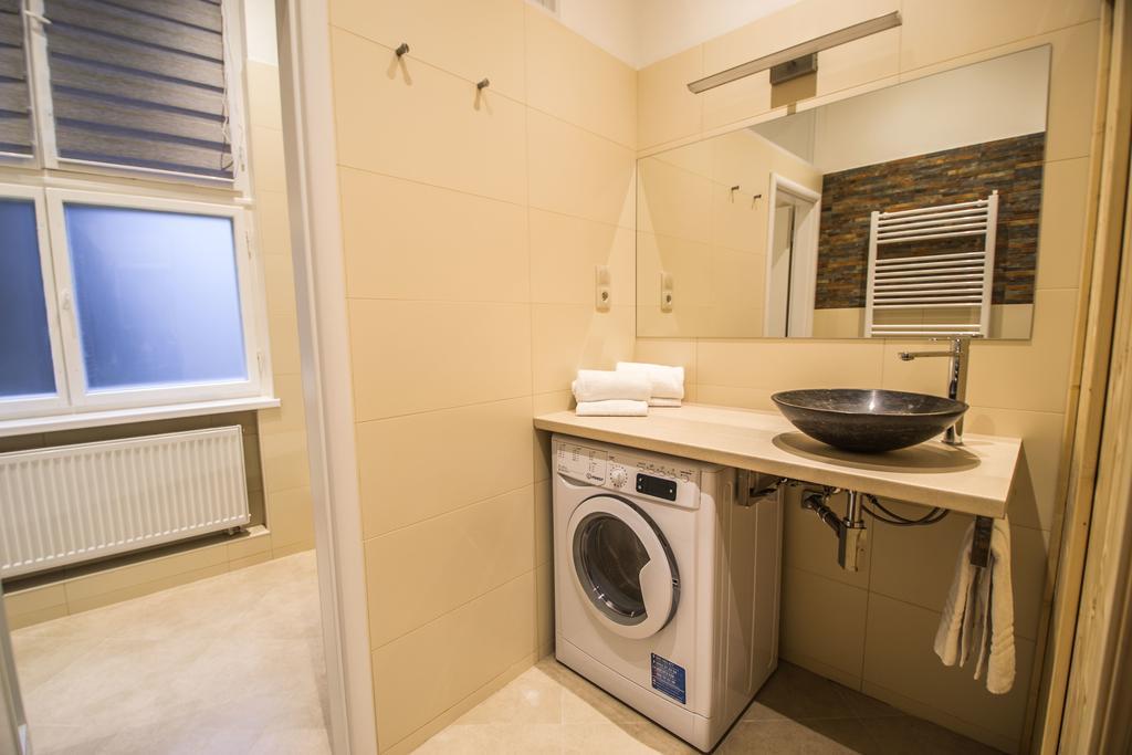 Ruterra With Sauna And Billiards Apartment Prag