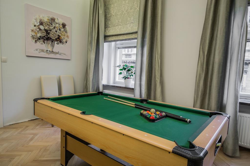Ruterra With Sauna And Billiards Apartment