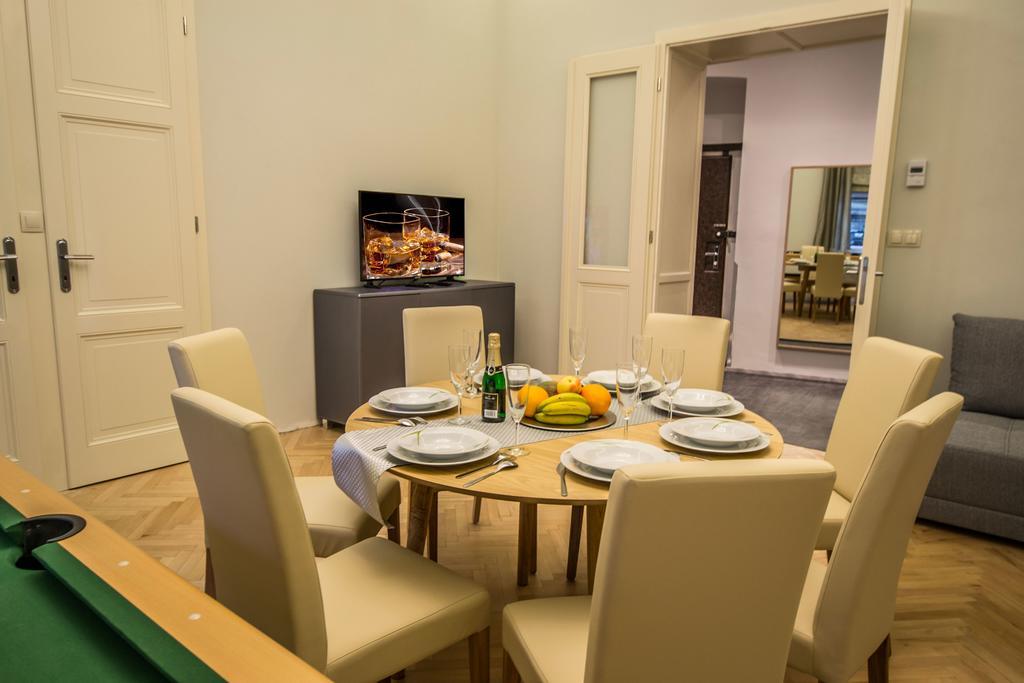 Ruterra With Sauna And Billiards Apartment
