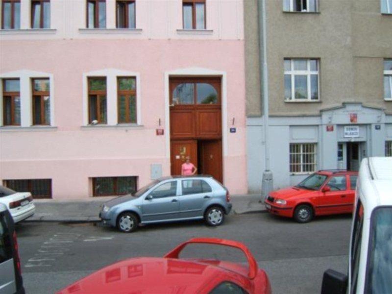 King Charles Boutique Hotel